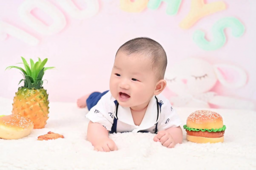 青州宝宝在妈妈肚子里